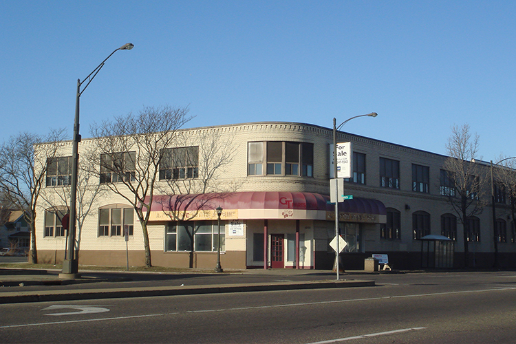 image of the original front of 1000 University with canopy