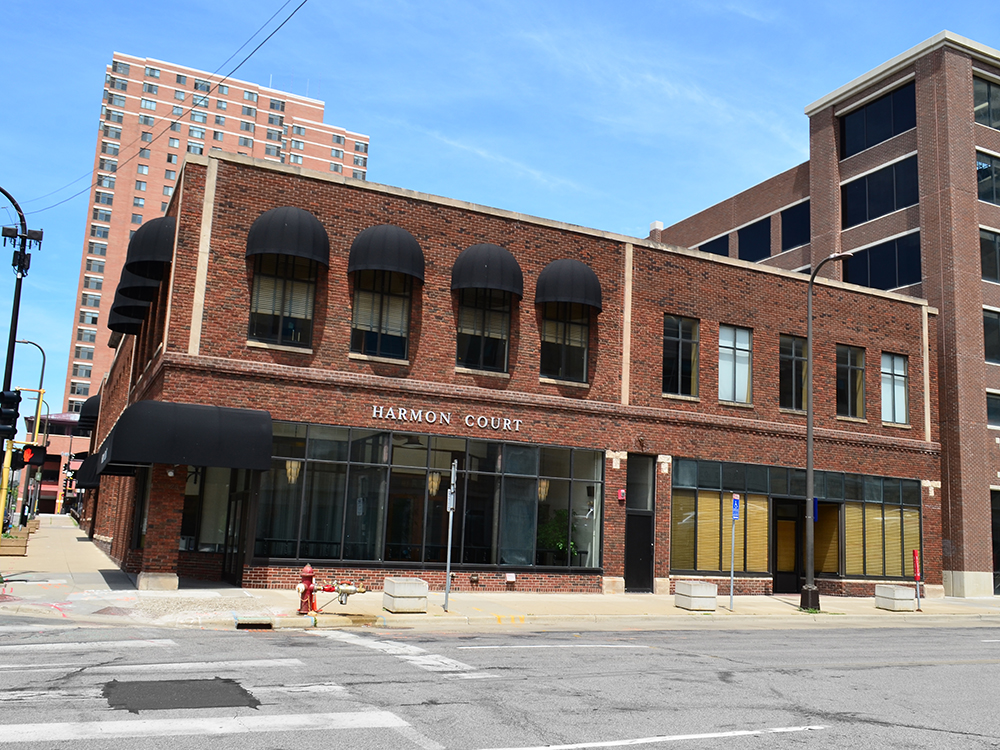 Harmon_Court_Minneapolis