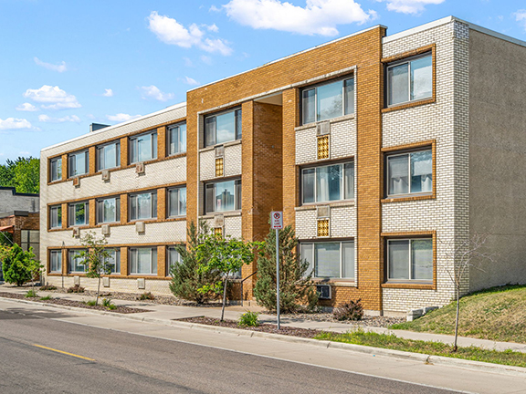3332_Hennepin_Minneapolis